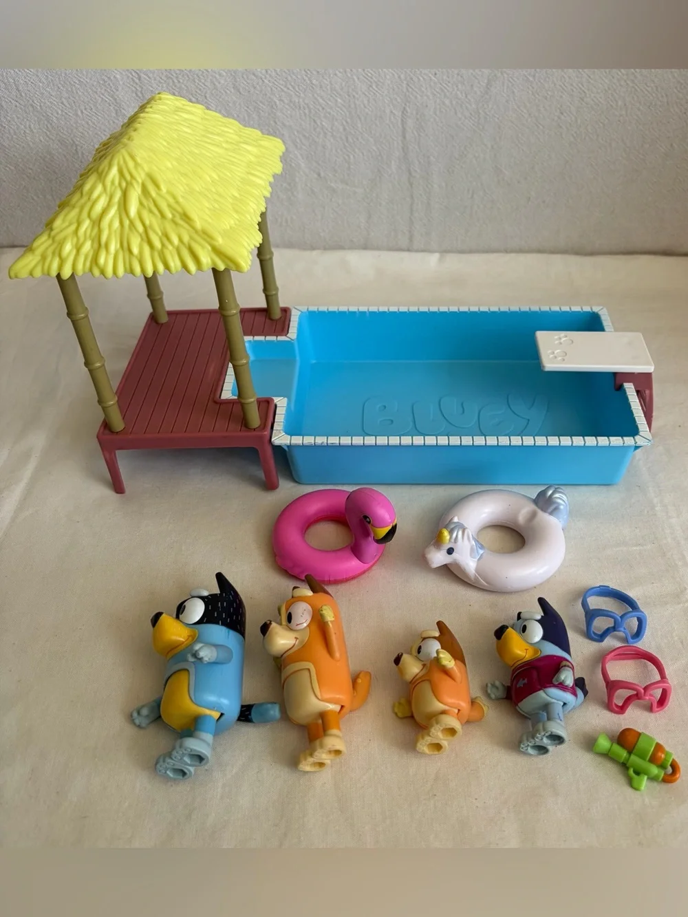 Bluey Pool Time Playset with Additional Heeler Family Figures